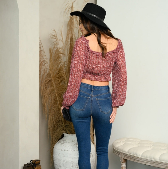 Host Pick Burgundy Long Sleeve Floral Crop Top - Picture 5 of 7